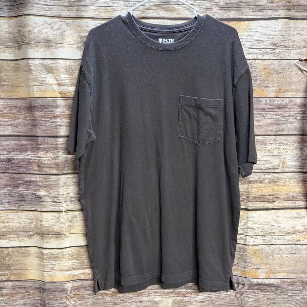 Duluth Trading Co Longtail T-Shirt Mens Medium Gray Short Sleeve Pocket Work Tee
